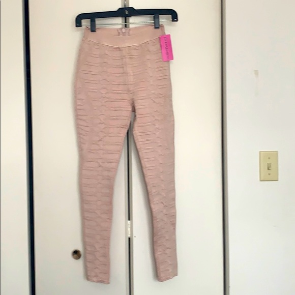 NWT Celeb Sexy 2-PC Nude Bandage Set - Picture 9 of 11